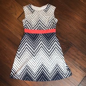 Blue and white geometric print dress